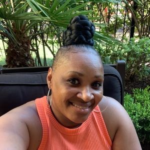 Meet your Posher, Tedria